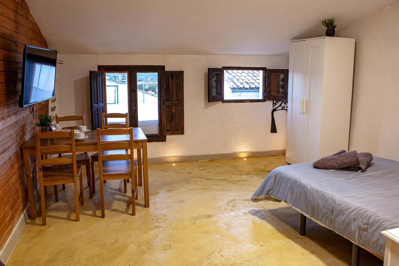 Fortress Jacuzzi Suites Xativa Bagian luar foto