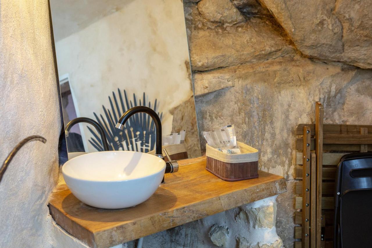 Fortress Jacuzzi Suites Xativa Bagian luar foto
