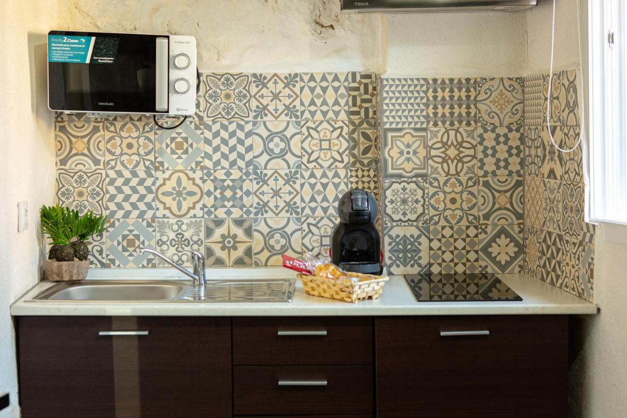 Fortress Jacuzzi Suites Xativa Bagian luar foto